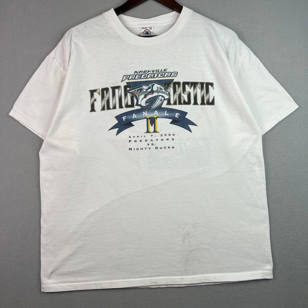 Vintage Fangtastic Fanale Predators vs Mighty Ducks Hockey White Tee Flawed XL